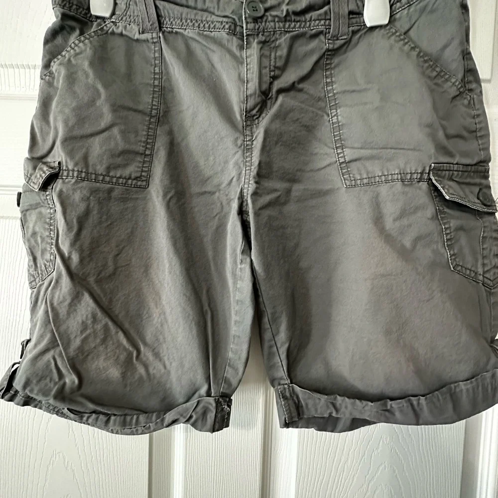 Apt. 9 Women's Gray Cargo Shorts